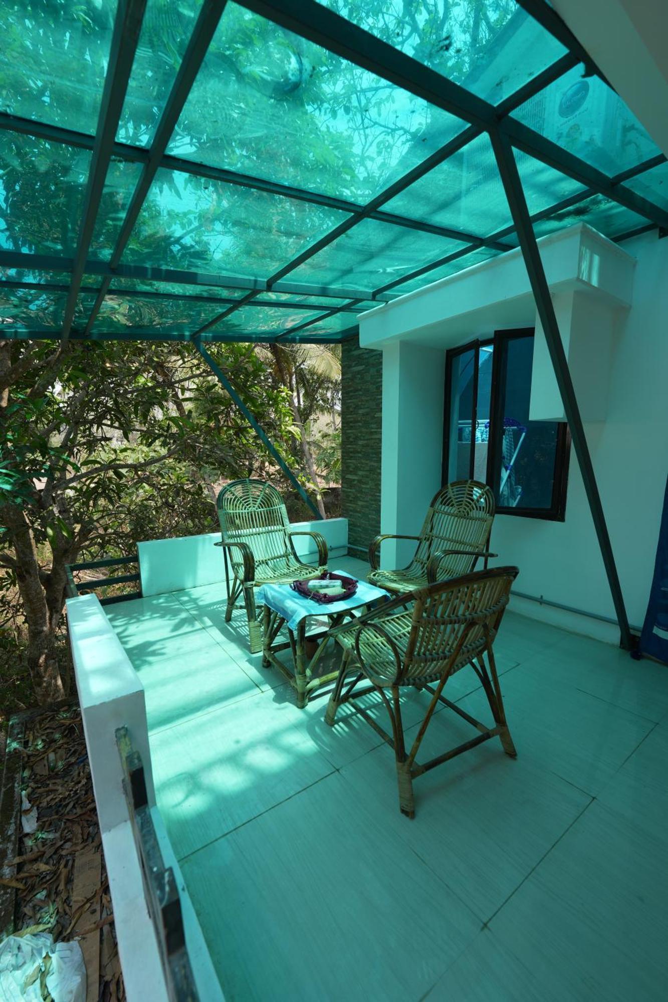 House Of Surf Hostel For Women Varkala Ngoại thất bức ảnh